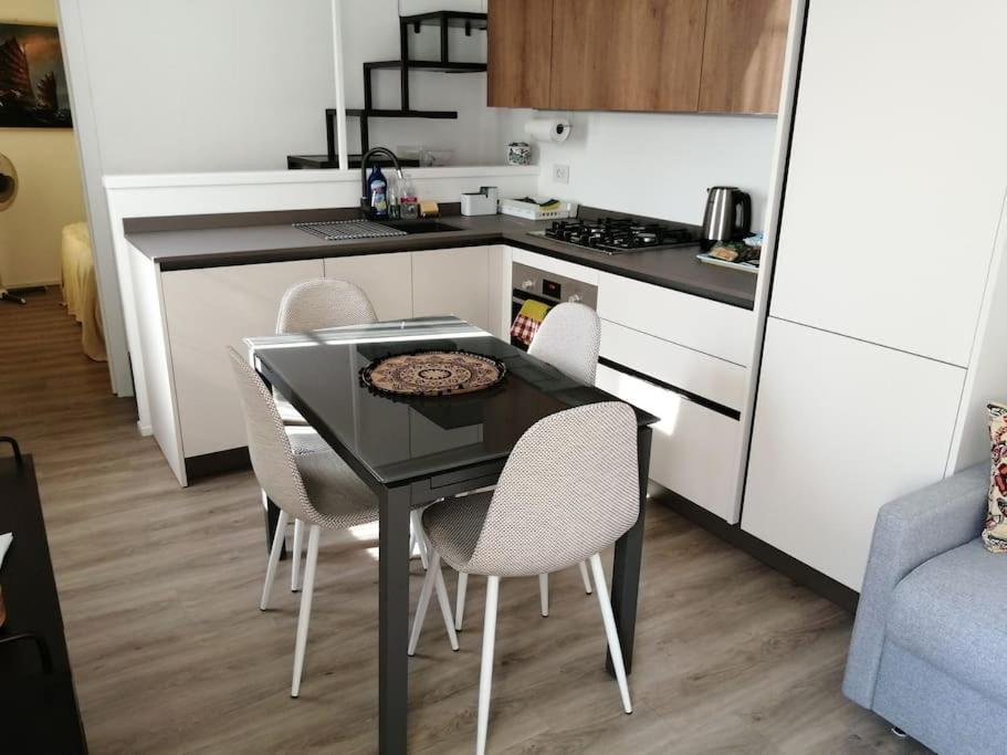 Stefania'S Corner, Apartment In Bergamo Exterior photo